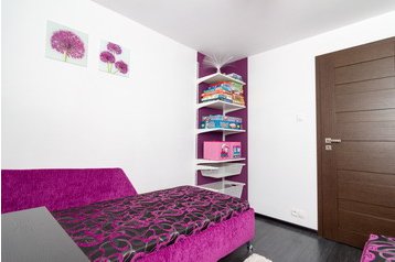 Vasaras māja Valča 8